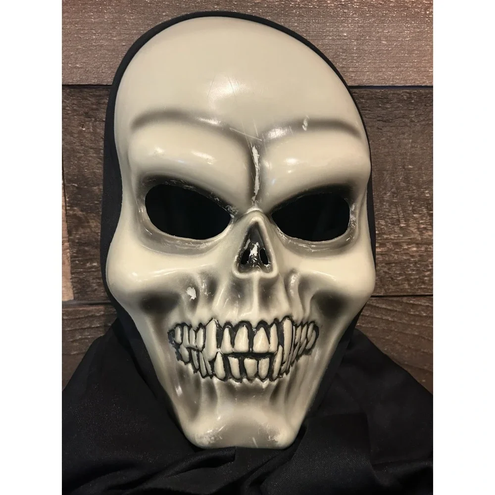 Fun World Easter Unlimited‎ Halloween Skeleton Skull Mask